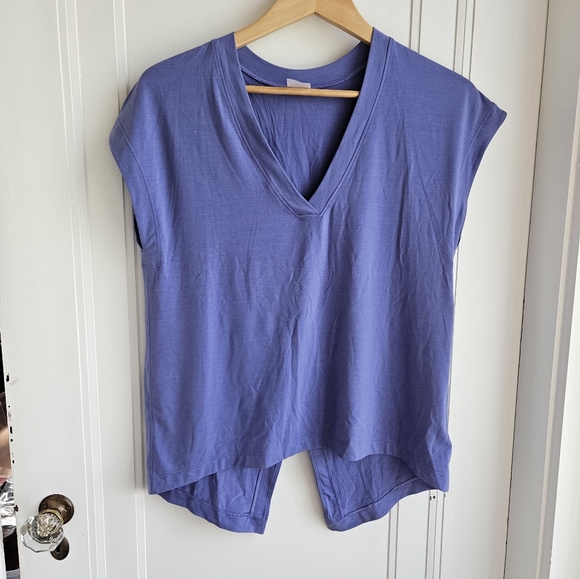 Athleta  Tee Shirt Explore Ample Essence - Picture 2 of 13